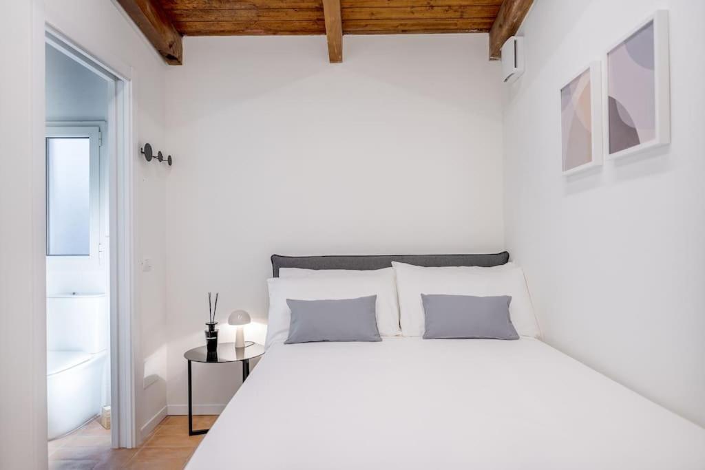 Residenza Mercanti - City Center - Lovely Maison Турин Экстерьер фото
